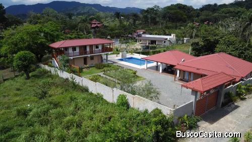 VILLA AMPLIA DE VENTA EN BONAO