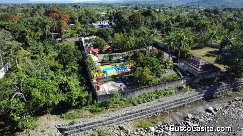 VILLA DE VENTA EN BONAO