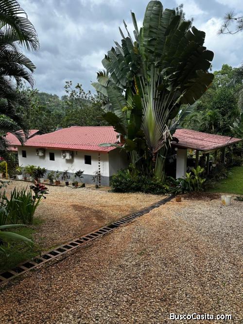 VILLA DE VENTA EN RANCHO LA CUMBRE