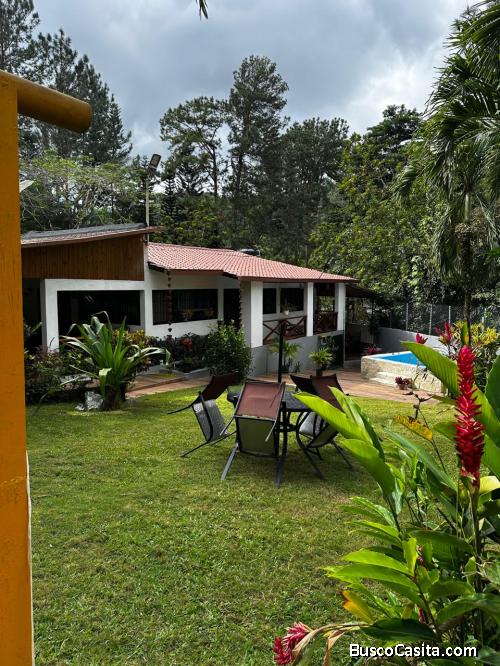 VILLA DE VENTA EN VILLA ALTAGRACIA