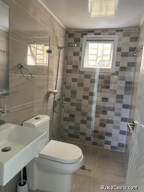 De oportunidad En Ave Hípica Santo Domingo Este República Dominicana 3 dormitorios Vendo condominio