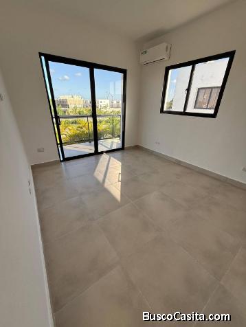 3 Hab 2.5 Baños Villa en Alquiler en Vistacana Punta Cana