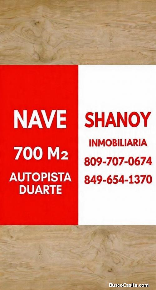 Alquilo Nave de 700 m2 Próximo a Autopista Duarte