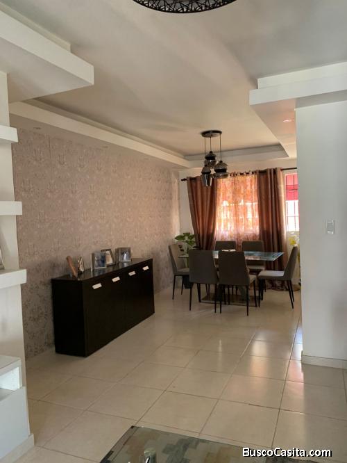 Apartamento en el Residencial Carmen Renata III, 3 habt. 2 baños
