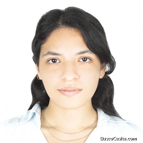 Sarah Isabella del Carmen Vallejos Plasencia