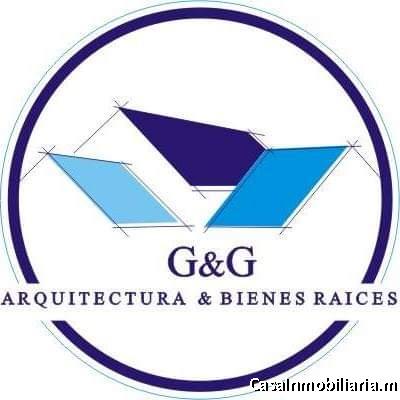 MARICRUZ QUIROZ