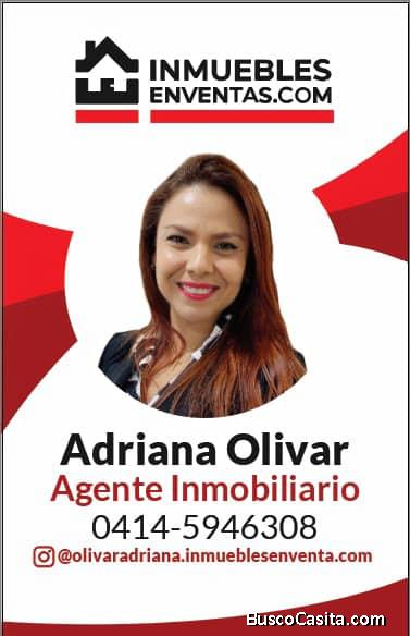 Adriana Carolina Olivar de Carrasquel