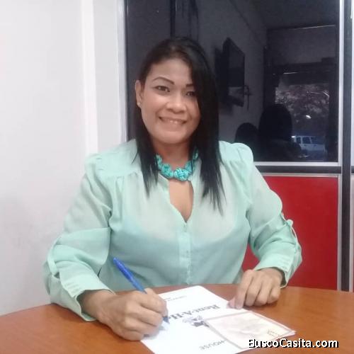 Jacqueline  Bello  Dall