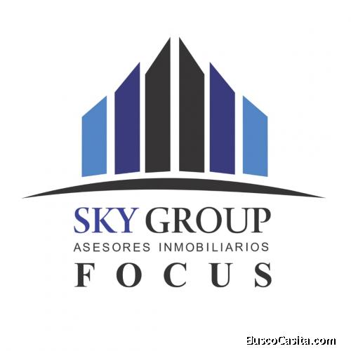 Skygrioupfocus