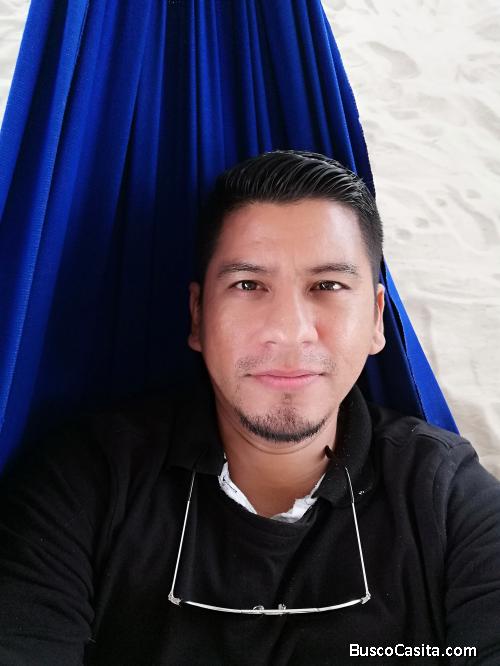 Jonathan  Valdez